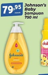Johnson's Baby Bebek Şampuanı 750 ml