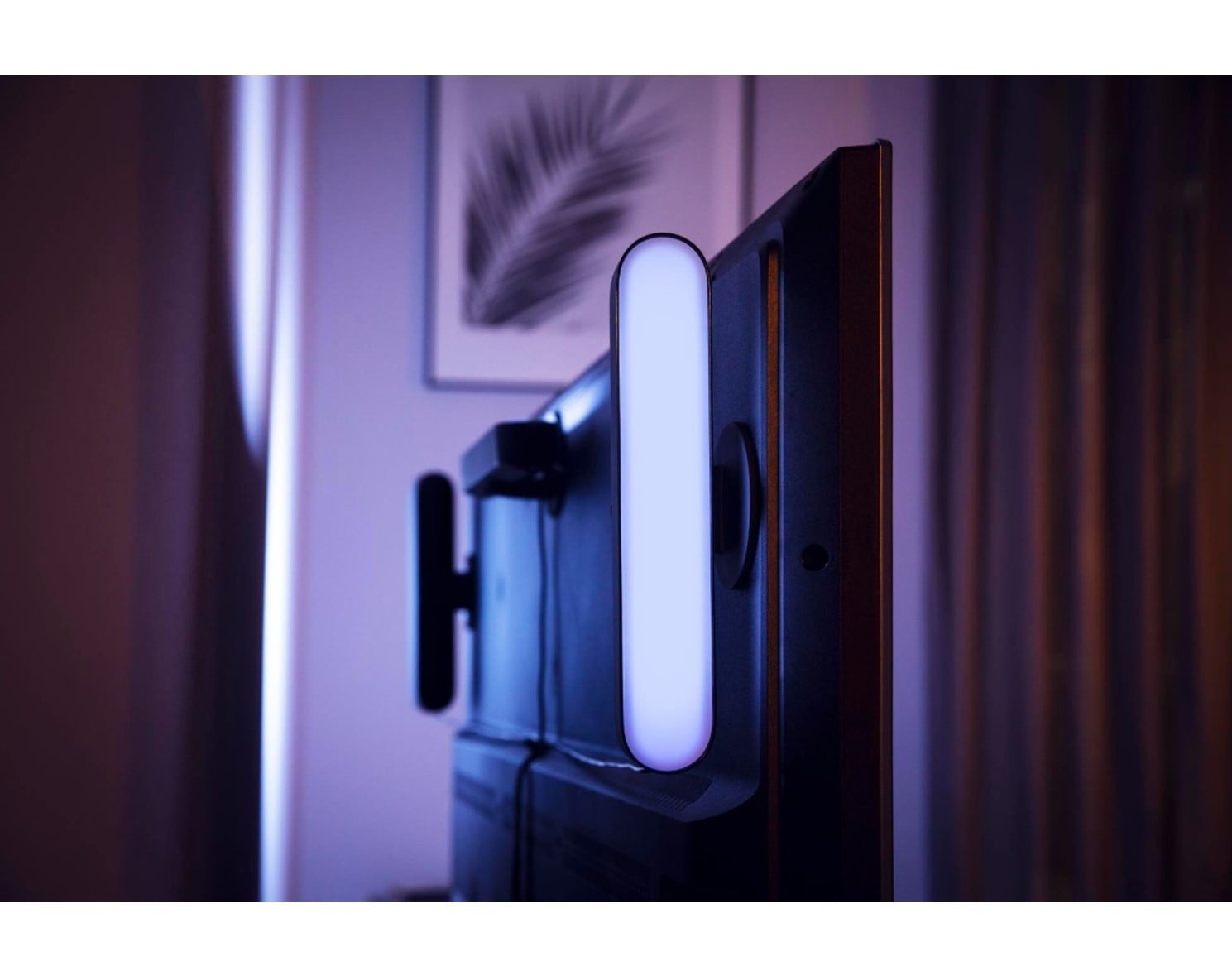 Philips Hue Play 8718696170717 Tekli Paket Akıllı Masa Lambası