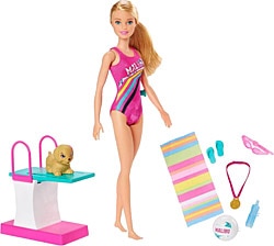 Barbie Seyahatte Yüzücü Bebek GHK23