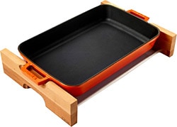 Lava LV P TP 2230 K4 O Ahşap Altlıklı 22x30 cm Turuncu Döküm Dikdörtgen Fırın Tepsisi