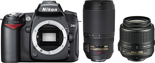Nikon D90 新品同様　70-300 レンズセット ニコン（Nikon） デジタル一眼 Nikon D90 ダブルズームセット 中古