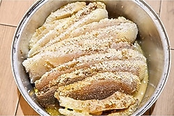 Balsev Karakovan Sepet Petek Balı 1 kg