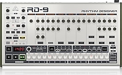 Behringer Synthesizer