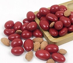 Dilşeker Kırmızı Badem Draje Çikolata 1 kg
