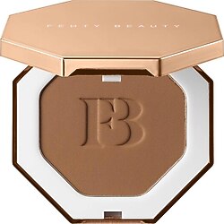 Fenty Beauty Sun Stalk'r Instant Warmth Coco Naughty Bronzer
