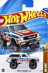 Hot Wheels Dirt Chevy Blazer 4x4 HYX25