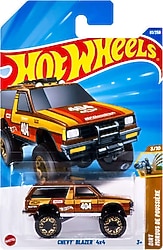 Hot Wheels Dirt Chevy Blazer 4x4 JBB78
