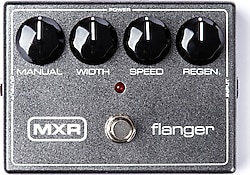 MXR M117R Flanger Pedalı