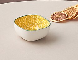 Karaca Floral Square Çerezlik 10 cm Sarı