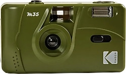 Kodak M35 Yeşil Filmli Fotoğraf Makinesi