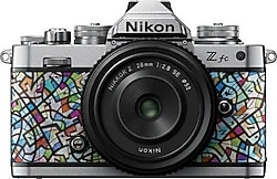 Nikon Z FC Heralbony + 28mm Lens Aynasız Fotoğraf Makinesi