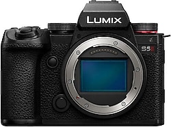 Panasonic Lumix S DC-S5 II + 20-60mm Lens Aynasız Fotoğraf Makinesi