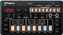 Roland J-6 Aira Compact Chord Synthesizer