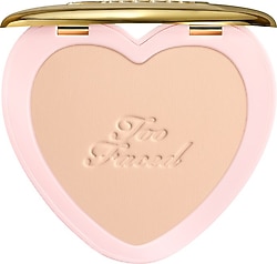 Too Faced Born This Way Soft Blur Light 4.8 gr Kompakt Pudra