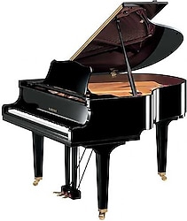 Yamaha GC1 Kuyruklu Akustik Piyano