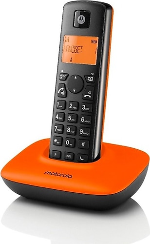 Черный телефон оранжевая