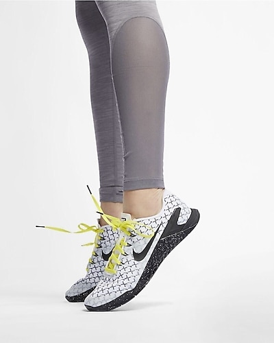 Nike Pro Spor Kadın Tayt CZ6497 Fiyatları, Özellikleri ve Yorumları