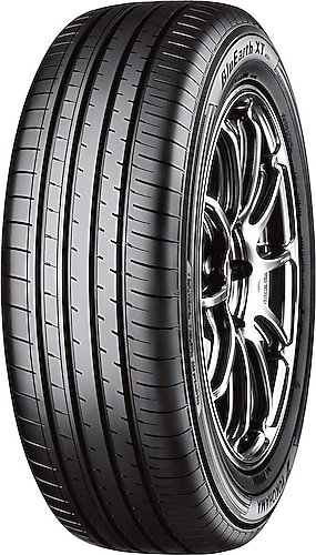 Yokohama BluEarth-XT AE61 225/55 R17 97W Yaz Lastiği - 2025